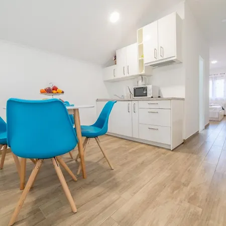 Apartment Nave